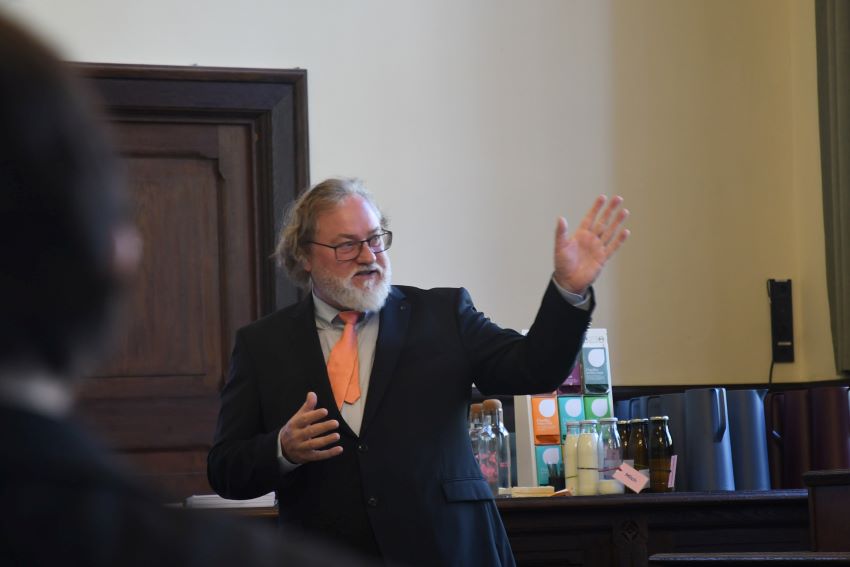 Energieberater Joachim Schrader informiert in den Herbstseminaren...