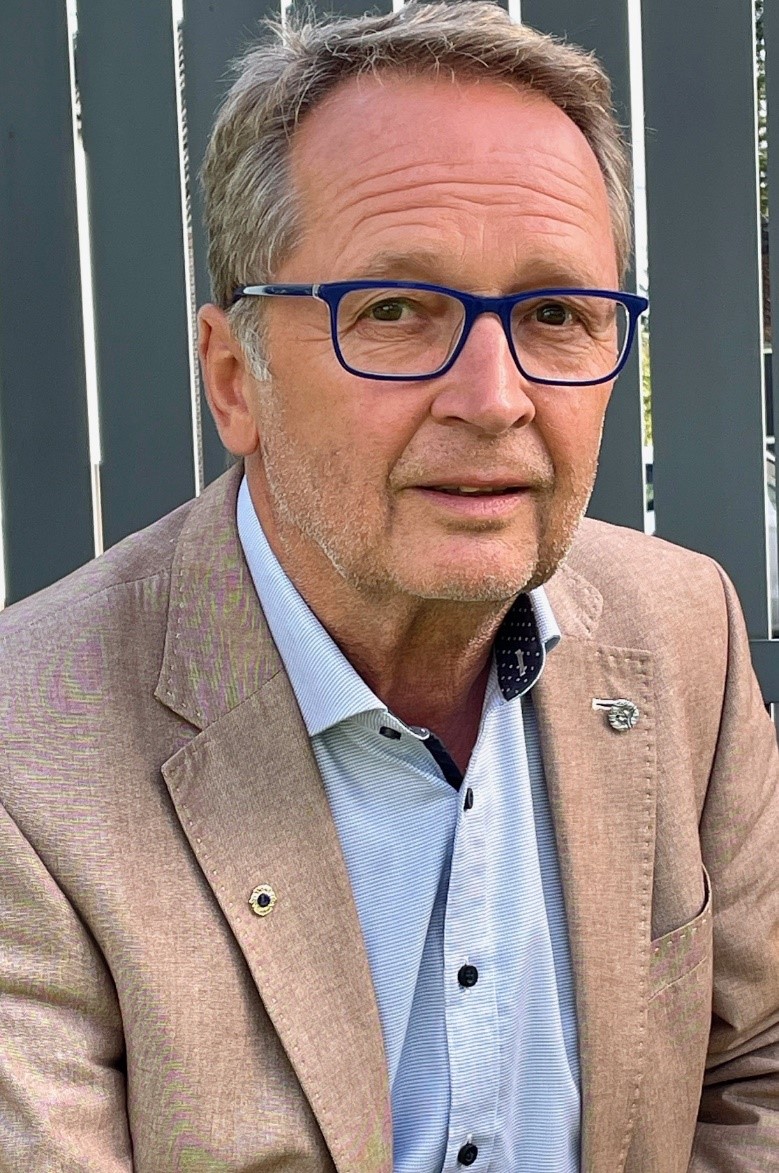 Dieter Last (62), Handwerksmeister, Fachjournalist...