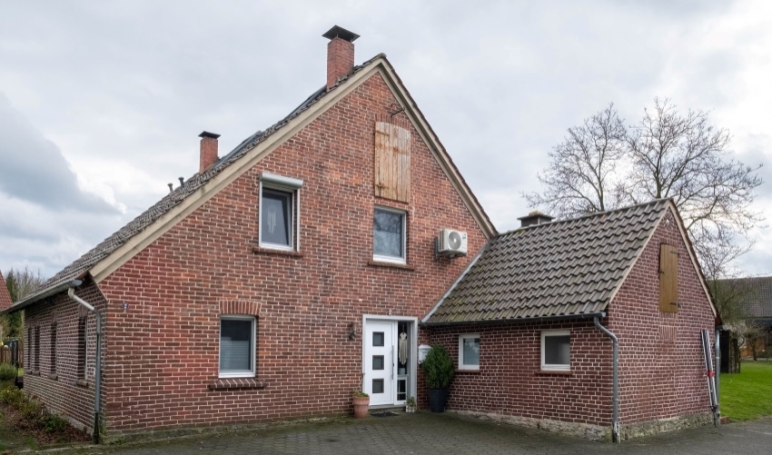 Baujahr 1900 – das teilsanierte Einfamilienhaus mit...