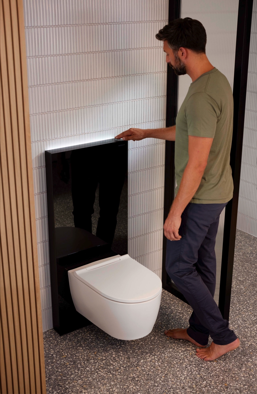 Das Orientierungslicht des Sanitärmoduls Geberit Monolith...
