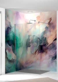 Zarte Farbnuancen und fließende Übergänge: Der RenoDeco Individualdruck „Smoky Aquarell“ schafft im Bad ein modernes, künstlerisches Ambiente.