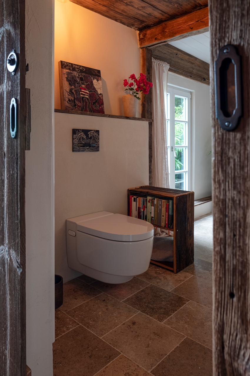 Das Geberit AquaClean Mera Comfort Dusch-WC begeistert...