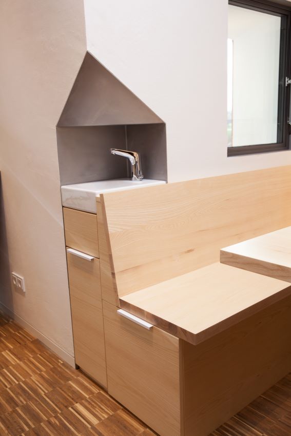 Hygiene direkt am Esstisch: Das kleine iCon Handwaschbecken...