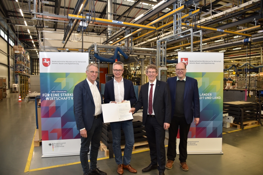 Nach einer Besichtigung der Fertigung von Stiebel Eltron...
