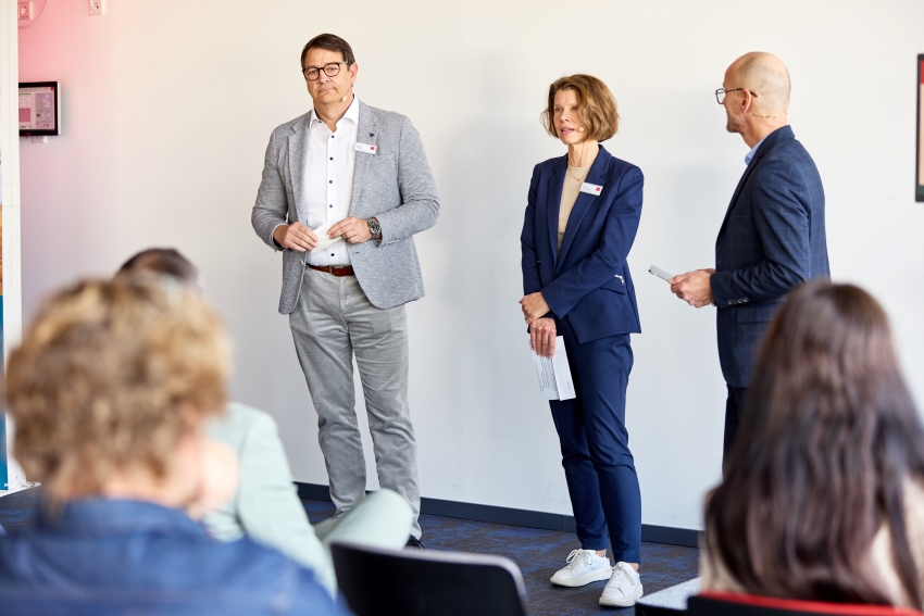In ihren Eröffnungsreden unterstrichen Petra Frey-Gangi...