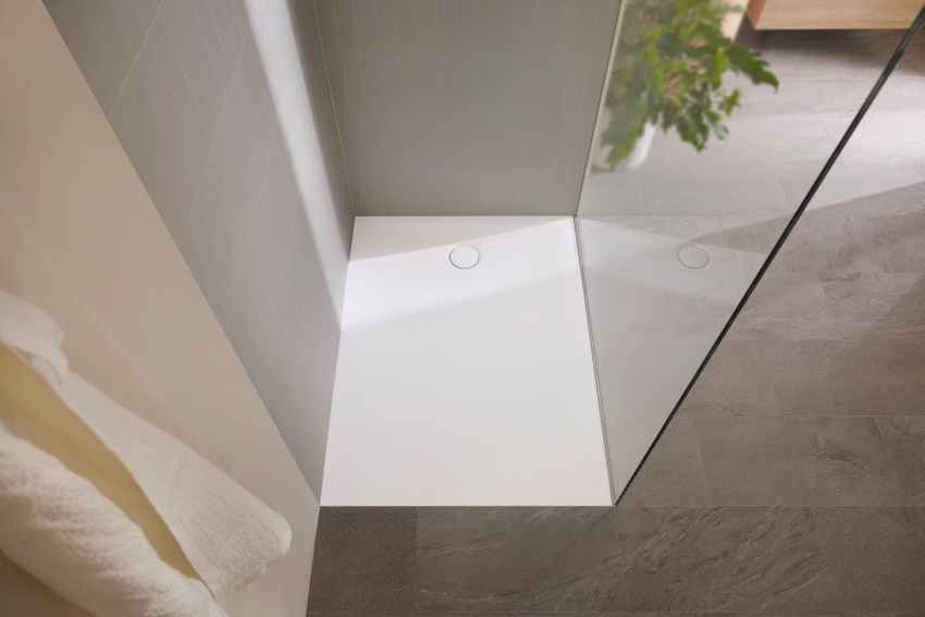 Die neue Geberit CleanFloor30 Duschfläche fügt sich...