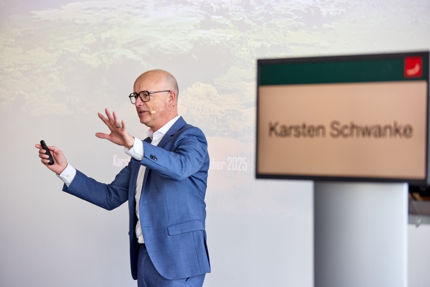 Der Meteorologe Karsten Schwanke eröffnete das 2. Zehnder...