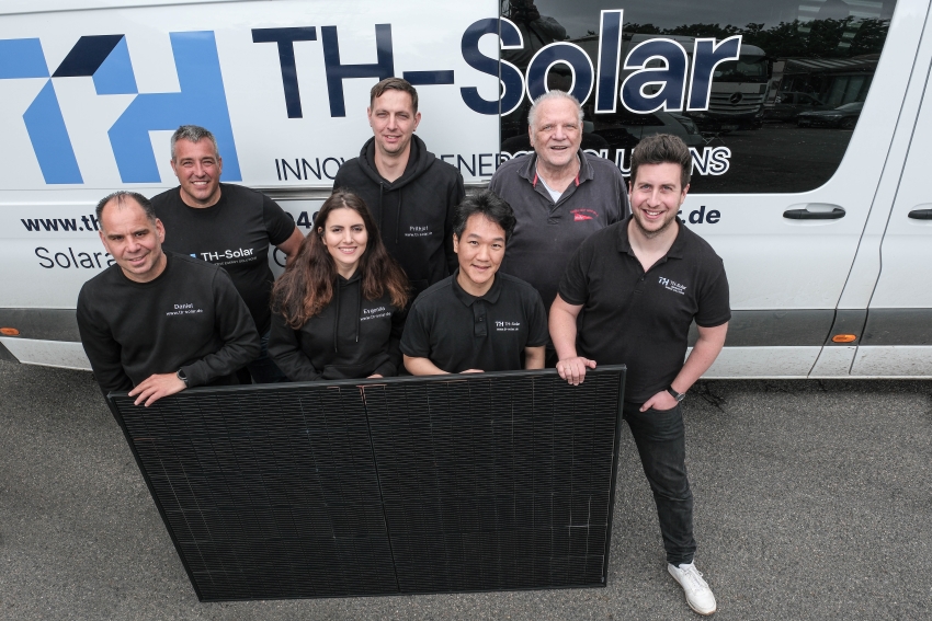 Bild: TH-Solar GmbH / Fotograf: THOMMY WILLKOWEI FOTOGRAFI...