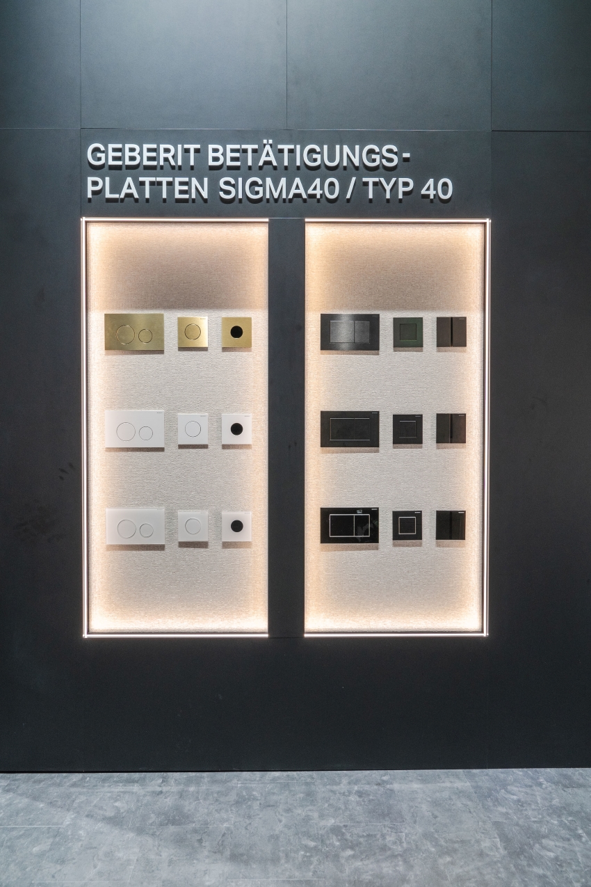 Zusätzlich zur Geberit Sigma40 ist auch die neue Urinalsteuerung...