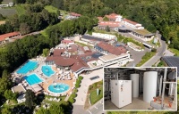 Vier Powerlink-Schichtenspeicher stellen den gesamten Warmwasserbedarf des Quellenhotels sicher. Sie stehen zusammen mit der Wärmepumpe in einer Technikzentrale.<br />Bild: LINK3<br />