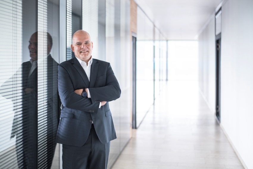Burkhard Max, Geschäftsführer der Stiebel Eltron Deutschland...