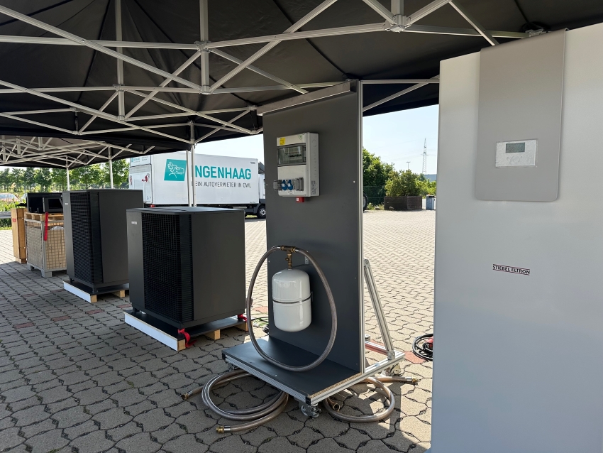 Schulungszentrum unterwegs: Mit der wpnext-Tour ist...