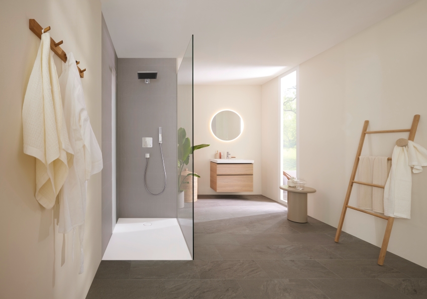 Die neue Geberit CleanFloor30 Duschfläche fügt sich...