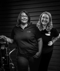 Julia Specht und Claudia Sindermann