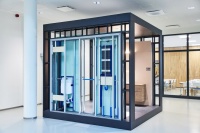 In Lichtenstein zeigt ein großer Ausstellungsbereich in den Schulungsräumen und im Foyer des Gebäudes die Geberit Systeme und Produkte an Exponaten.