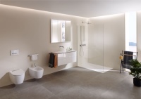 Geberit ONE definiert die Bereiche hinter und vor der Wand als Einheit neu. Dazu gehören voll integrierte Lösungen für den Waschplatz, den Duschbereich und das WC.