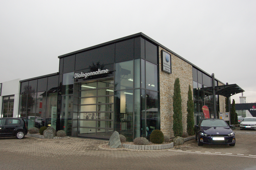 Der Volkswagen-Partner VW Pfister steht seinen Kunden...