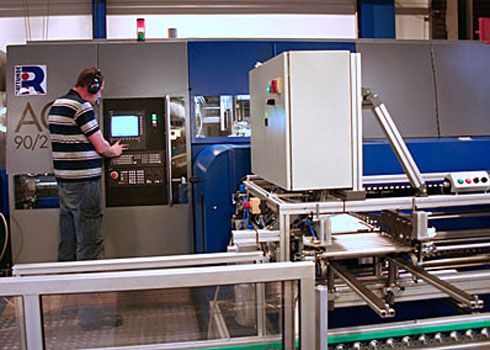 Bei Watts Industries wurde jetzt eine vollautomatische...