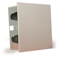 Abdeckung Typ AMM<br />Rahmenlose Abdeckung<br />Edelstahl, matt geschliffen.<br />Bild: Eisenwerk Wittigsthal