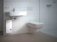 Beim Einsatz von Durchlauferhitzern gilt es, lange Wege zu vermeiden, weshalb der AEG DDLE Basis stets in der Nähe der Waschtischarmatur oder der Dusche angebracht ist. 