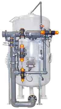 Hoch effizient: Schwimmbadfilter BA-H 25  A-St im IWW-geprüften hygienischen Design für öffentliche Bäder gemäß DIN 19643 trägt zur optimalen Verfügbarkeit eines Schwimmbads bei.