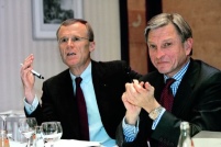 Die Geschäftsführung der Vaillant Group: Dr. Michel.......