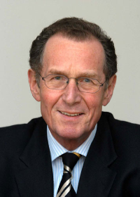 Prominenz: Auch Prof. Bert Rürup steht den Teilnehmern während des 3. VDS-Badforums Rede und Antwort. Der Vorsitzende des Sachverständigenrates zur Begutachtung der gesamtwirtschaftlichen Entwicklung wird aus seinem aktuellen makroökonomischen Überblick u. a. spezielle Aspekte für die Sanitärbranche ableiten, kündigt der Veranstalter an.<br />Foto: Vereinigung Deutsche Sanitärwirtschaft (VDS) / Rürup