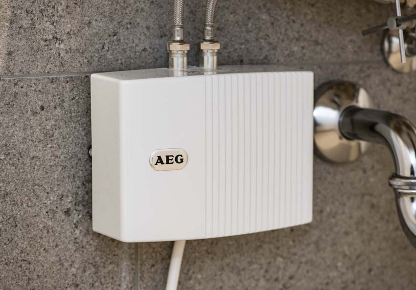 Der AEG Kleindurchlauferhitzer MTE ist für den Einsatz...