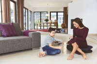 Unter vielen Bodenbelagsarten wird die elektrische AEG Fußbodenheizung THERMO BODEN Comfort verlegt, beispielsweise unter Parkett oder Laminat. Dank der gleichmäßigen Wärmeentwicklung erfüllt das Temperaturprofil dieses Systems höchste Komfortansprüche