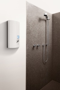 Ob für die Küchenspüle oder die Dusche: Der elektronische AEG Durchlauferhitzer DDLE ÖKO Thermo Drive bereitet auf energieeffiziente Weise Warmwasser bis 60°C. 