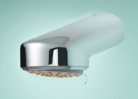 Aufgrund seiner stufenlosen Winkelverstellbarkeit (13° - 23°) ist der neue AQUAJET Comfort universell in jeder Duschanlage einsetzbar. Bilder: Franke Aquarotter GmbH<br />