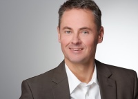 Branchenkenner Alexander Schuh. Er wird ab Sommer 2017 Geschäftsführer Vertrieb und ab Januar 2018 gemeinsam mit Arthur van Schayk die Geschäftsführung der Remeha GmbH übernehmen.<br />Bild: Remeha