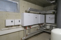 Die Hydraulik- und Powerboxen der BRÖTJE BLW NEO 18 befinden sich in einem großzügig dimensionierten Technikraum.