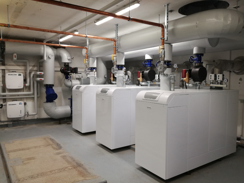 Gasbrennwertkessel SGB 610 H besitzen einen emissionsarmen,...
