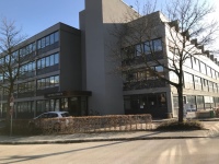 Das Vertriebszentrum Süd in Haar bei München wird seit dem Sommer 2017 mit einer effizienten Kaskadenanklage aus dem Hause BRÖTJE beheizt. <br />Bilder: August Brötje