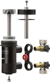 Die 22 mm großen Ein- und Auslassventile erlauben den Durchfluss in beide Richtungen ohne Druckabfall. Mit dem Schnellspannsystem ist der Abscheider in wenigen Minuten montiert.