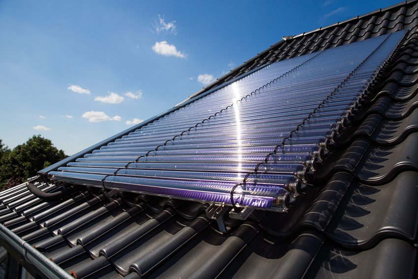 50 Vakuumröhrenkollektoren der Serie SolarPlus von...
