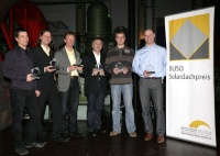 Die Gewinner der BUSO-Solardachpreise 2009 (v.l.n.r.: Axel Hübscher, Firma RASOLAR; Timo Leukefeld, Soli fer Solardach GmbH; Rainer Fritz, Fritz Solar GmbH; Adolf Karner,<br />Karner Heizung-Bad-Solar; Jürgen Buschermöhle, Buschermöhle GmbH und Heini Würnstl, Oberhuber Bäder-Heizung-Solar. Foto:BUSO
