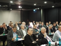 Fundiertes Fachprogramm und versierte Redner: Das BVF Symposium widmet sich auch 2017 wichtigen Fragen der Baubranche, so der Flächentemperierung durch die Deckenkühlung und der elektrischen Flächenheizung, die ihre Renaissance erlebt.<br />Bild: Bundesverband Flächenheizungen und Flächenkühlungen e. V.<br />