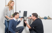 Das umweltfreundliche Kalkschutzsystem primus vital sorgt nicht nur für einen dauerhaften Schutz der Hausinstallation, sondern bietet als zusätzlichen Mehrwert eine Vitalisierung des Trinkwassers.