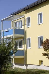 Im laufenden Betrieb werden Mehrfamilienhäuser in Schwarzenbach.......