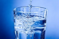 Wasser ist Genuss – mit Sanha wird eine bleifreie und daher sichere Trinkwasserinstallation in jedem Gebäude möglich.<br />Bild: Sanha GmbH & Co. KG<br />
