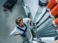 RAUTITAN punktet durch seine Langlebigkeit und seinen hohen Hygienestandard, der auch zukünftigen Anforderungen problemlos gerecht wird.<br />Bilder: REHAU