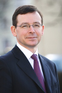 Dr. Jörg Fischer hat in der Geschäftsführung der Bosch Thermotechnik GmbH die Zuständigkeit für Kaufmännische Aufgaben und die Funktion des Arbeitsdirektors zum 1. Mai 2008 übernommen. Foto: Bosch