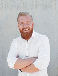 Colin Rokossa, Vertriebsleiter und Gesellschafter bei Camina & Schmid Feuerdesign und Technik GmbH & Co. KG, ist neuer Sprecher der Allianz Freie Wärme<br />Bild: Camina & Schmid
