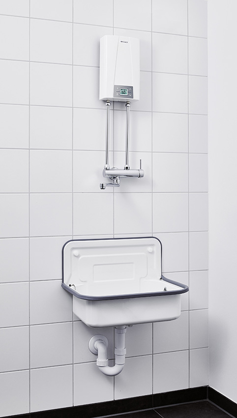 In den Putzräumen sorgt der E-Kompaktdurchlauferhitzer...