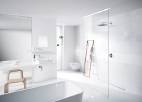 Die neue Formensprache Soft-Edge spiegelt sich in diesem Badezimmer wider. Sie wurde maßgeblich von den aktuellen Wohnwelten inspiriert.<br />Bild: Viega