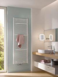 Aufgrund seiner großen Beliebtheit ist der Line Plus in den Maßen 500/600 x 1.775 mm und in 600 x 1.215 mm erhältlich, somit passt er in wirklich jedes Badezimmer.<br />Bild: HSK Duschkabinenbau