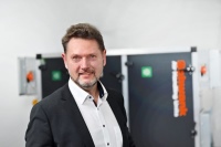 Michael Weller verstärkt den Hallenspezialist Schwank in <br />seiner Klimatechnik-Sparte.<br />Bild: Schwank