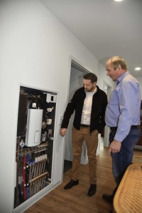 Die Wohnungsstation WSP-2-DUO im installierten Zustand.